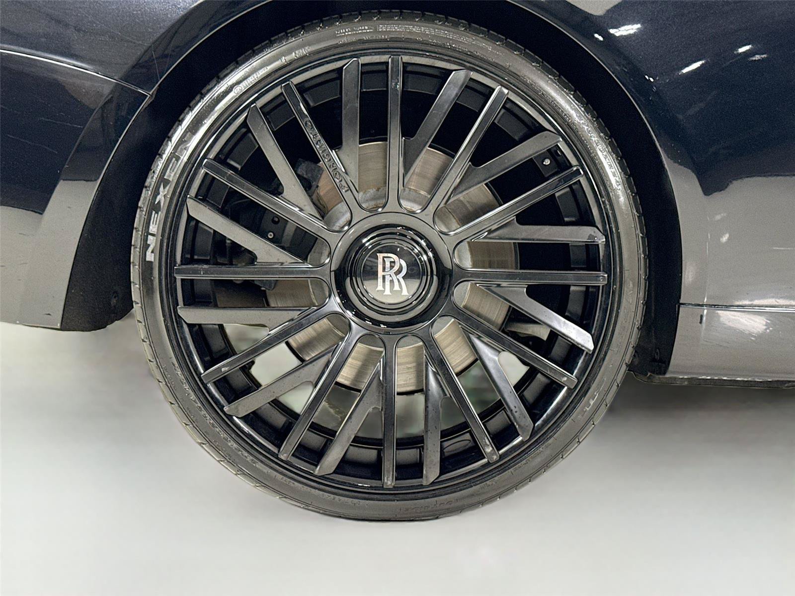 Used 2014 Rolls-Royce Wraith RWD image 33