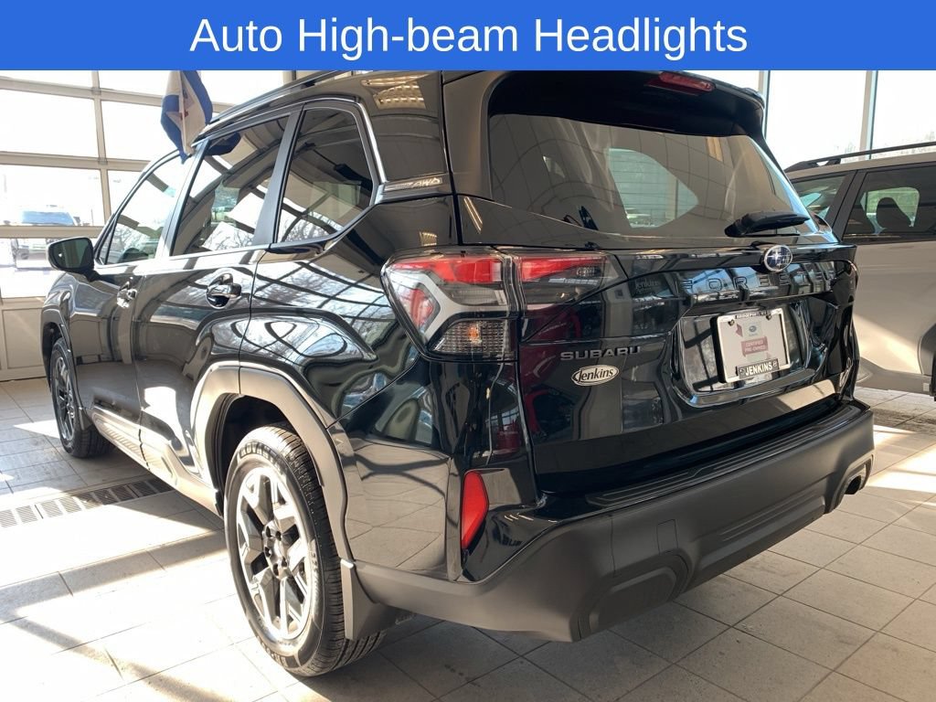 Used 2025 Subaru Forester Premium AWD/4WD image 15