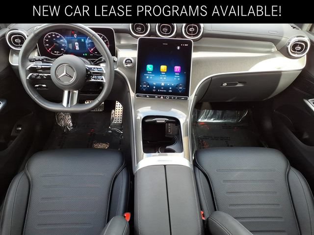 Used 2026 Mercedes-Benz GLC 300 image 4