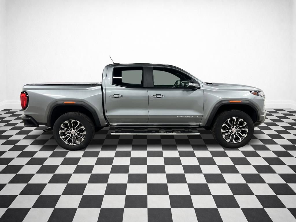 Certified 2024 GMC Canyon Denali image 2