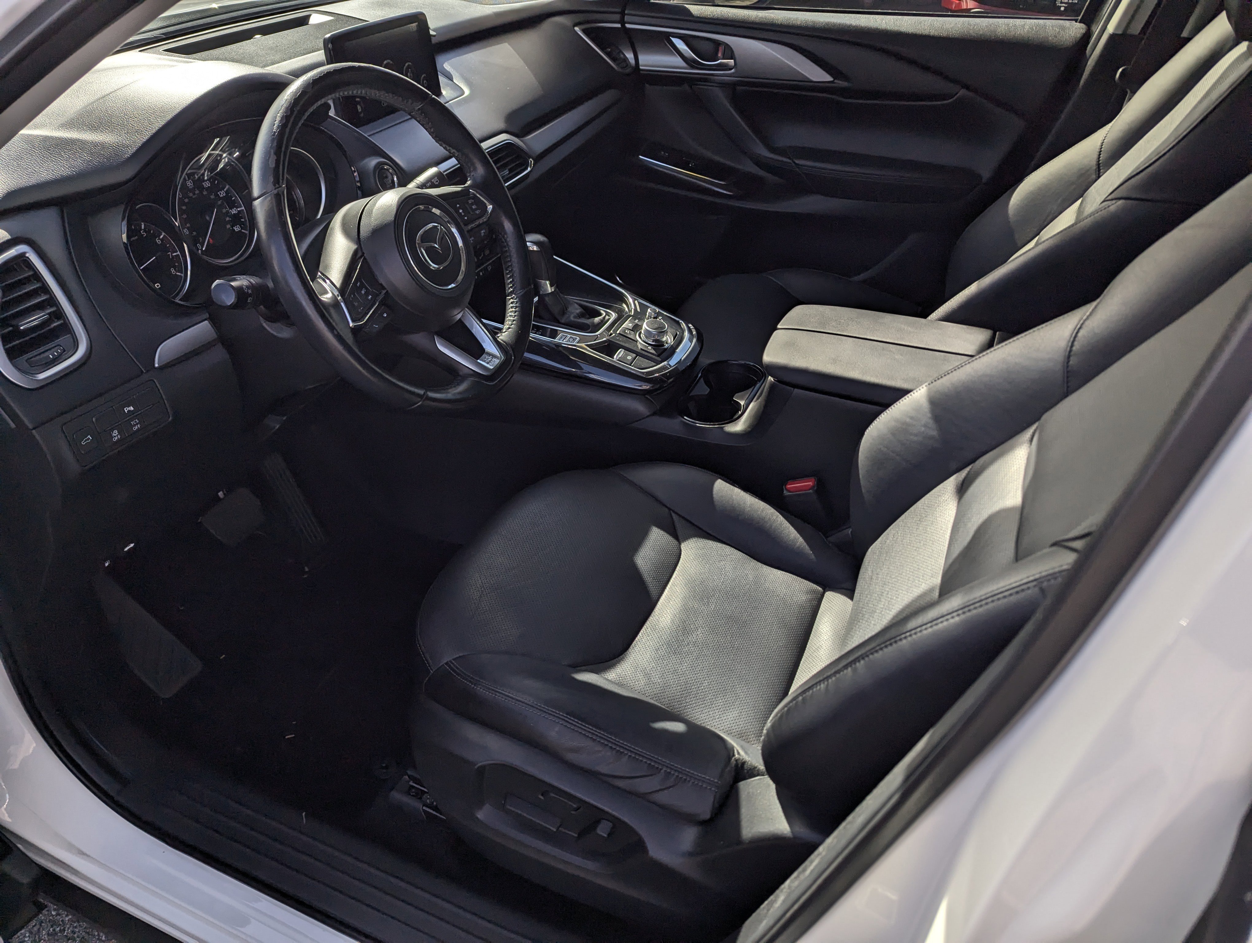 Used 2019 MAZDA CX-9 Touring w/ Touring Premium Package image 9