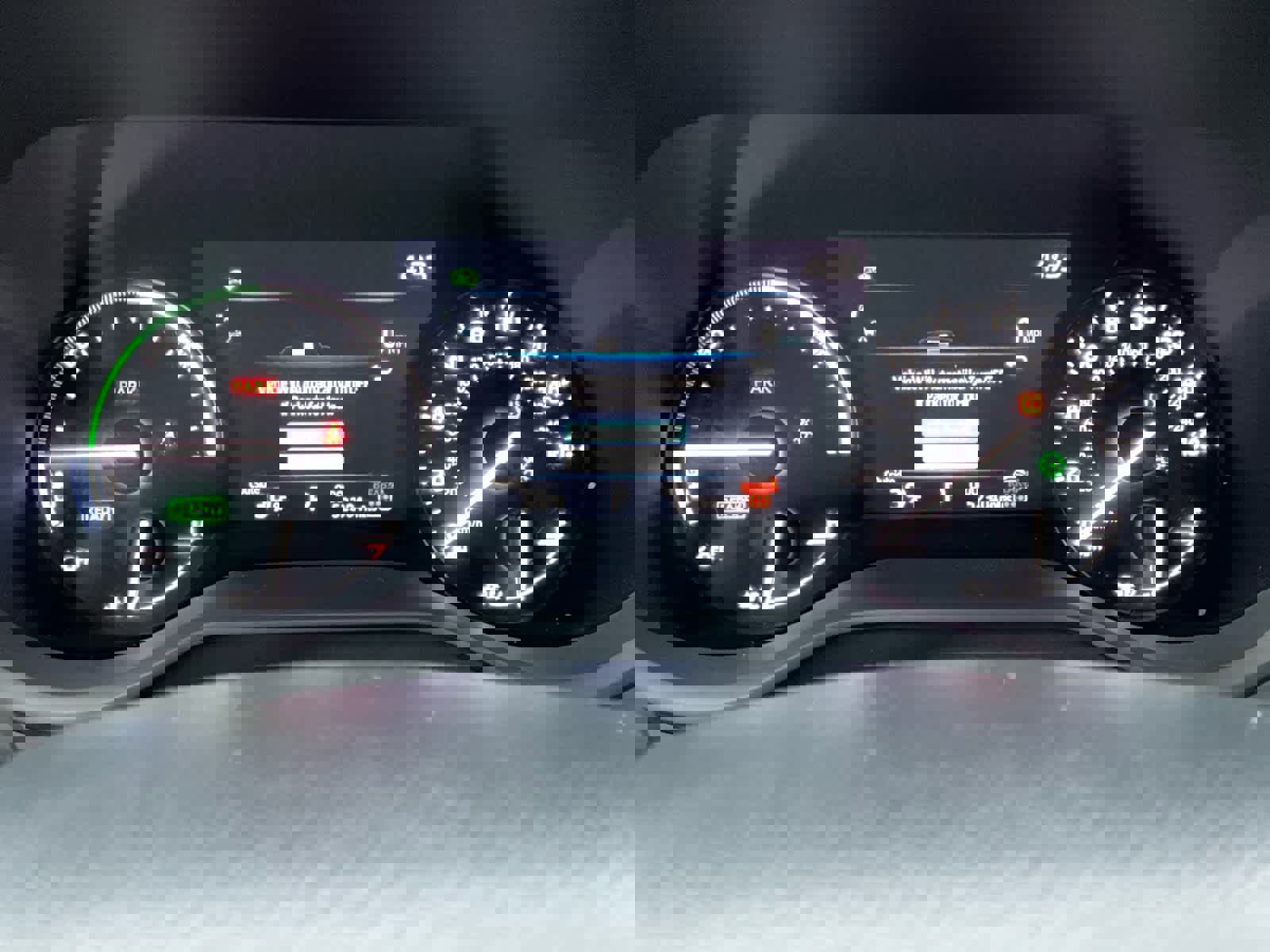 Used 2025 Toyota Sienna XLE image 25