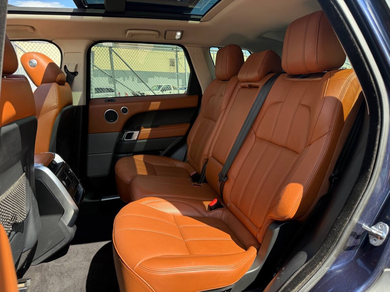 Used 2014 Land Rover Range Rover Sport Supercharged AWD/4WD image 12