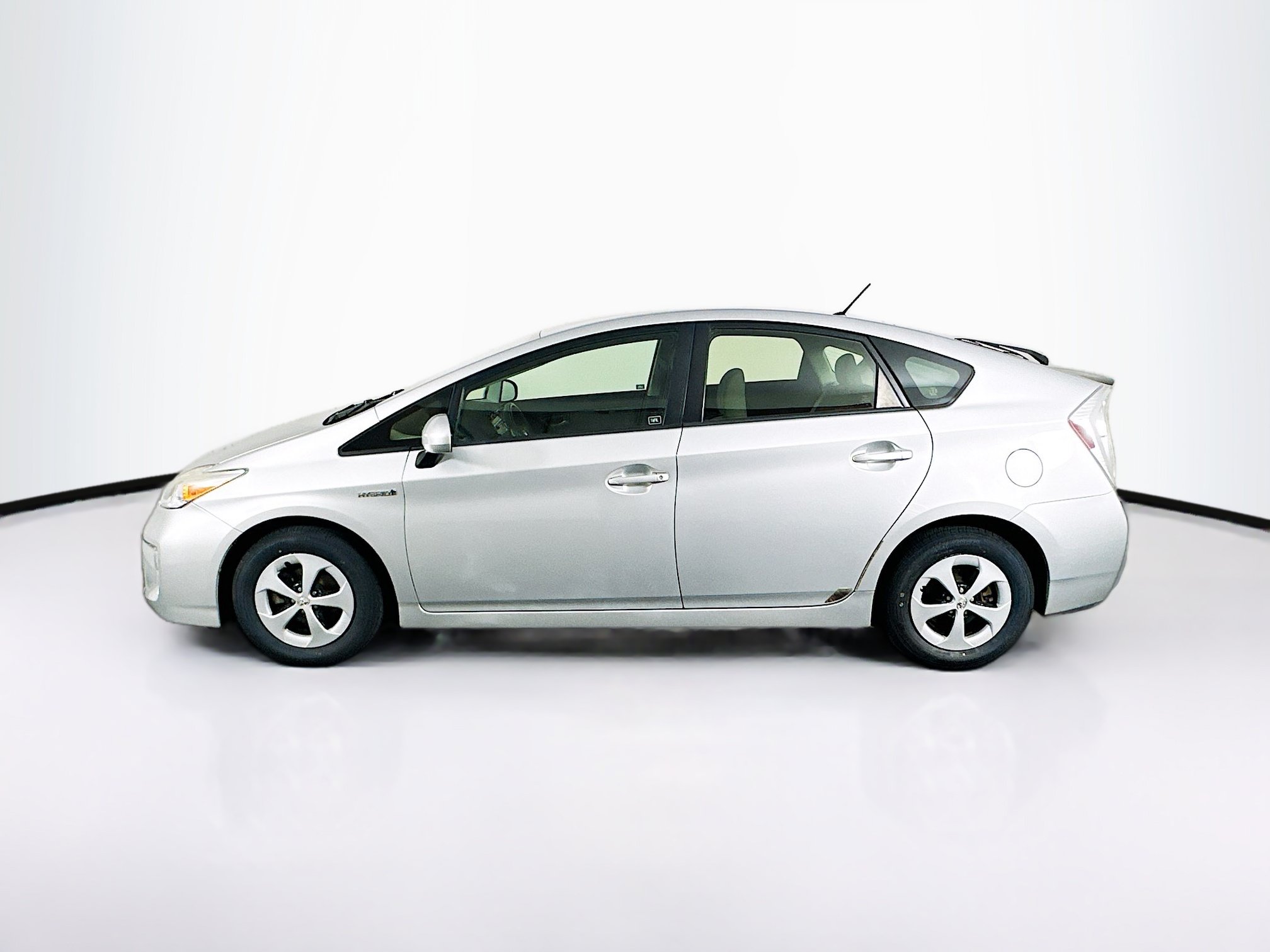 Used 2012 Toyota Prius Two FWD image 4