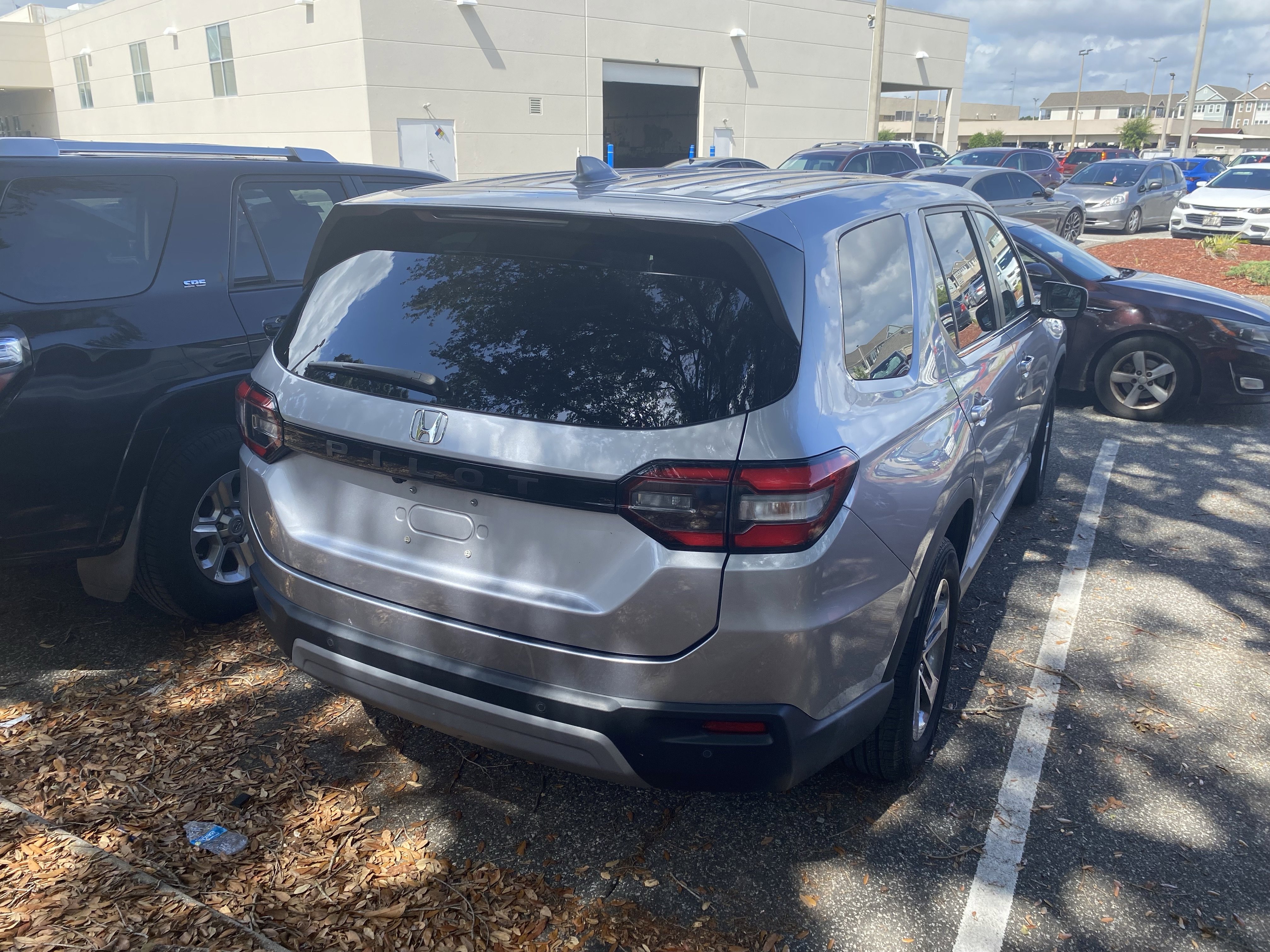 Used 2023 Honda Pilot EX-L image 18