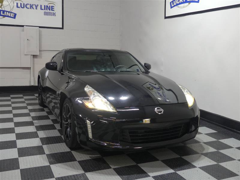 Used 2017 Nissan 370Z Coupe image 5