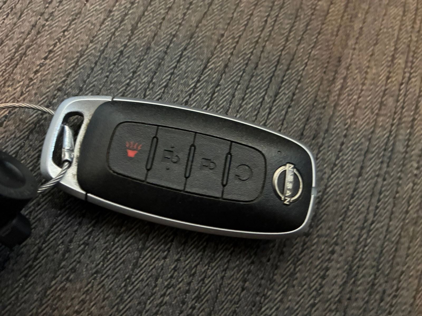 Used 2023 Nissan Rogue SV AWD/4WD image 18