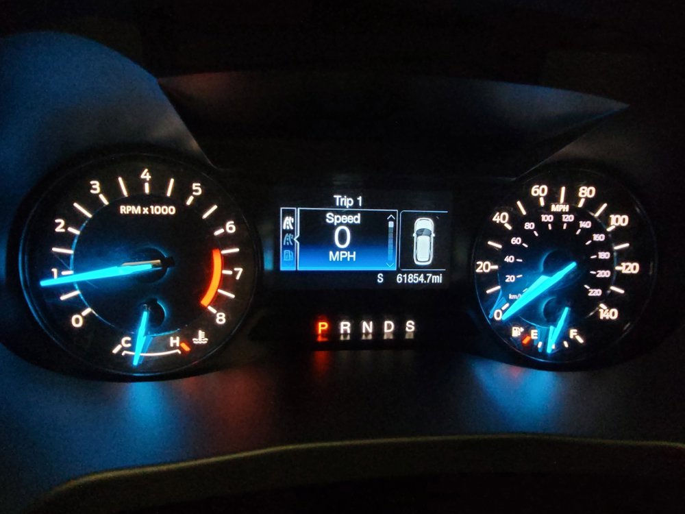 Used 2018 Ford Explorer XLT AWD/4WD image 23