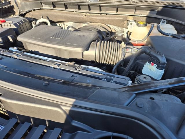 Used 2023 GMC Yukon XL SLT AWD/4WD image 23