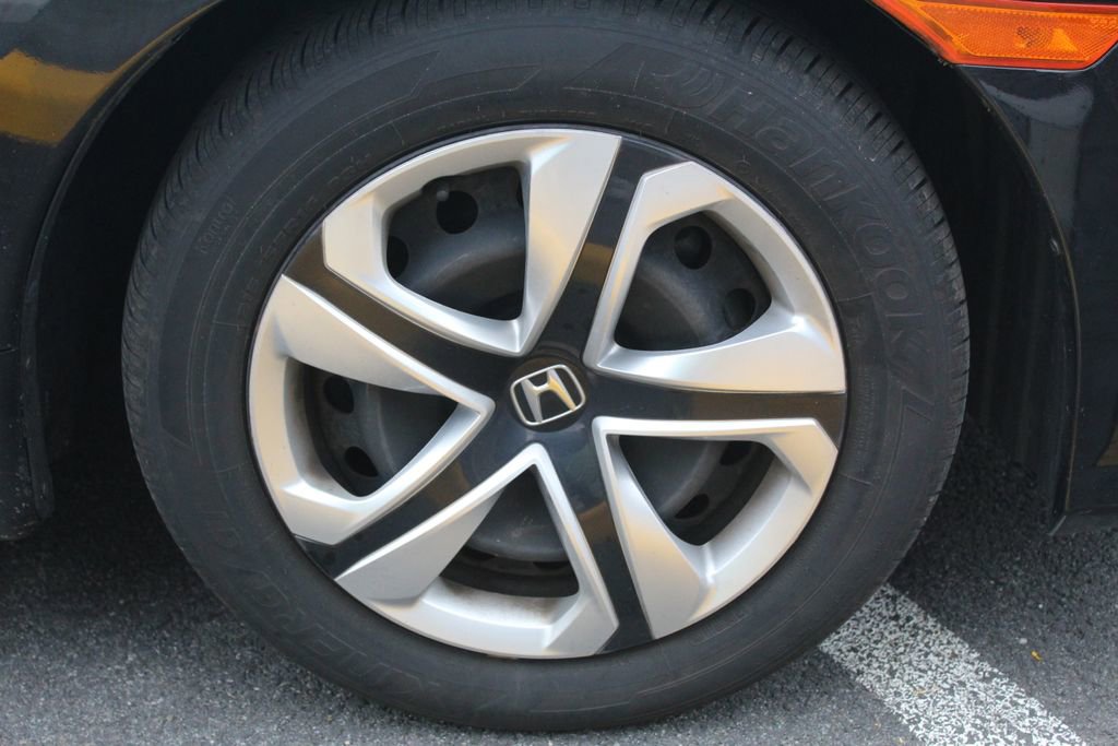 Used 2017 Honda Civic LX image 9