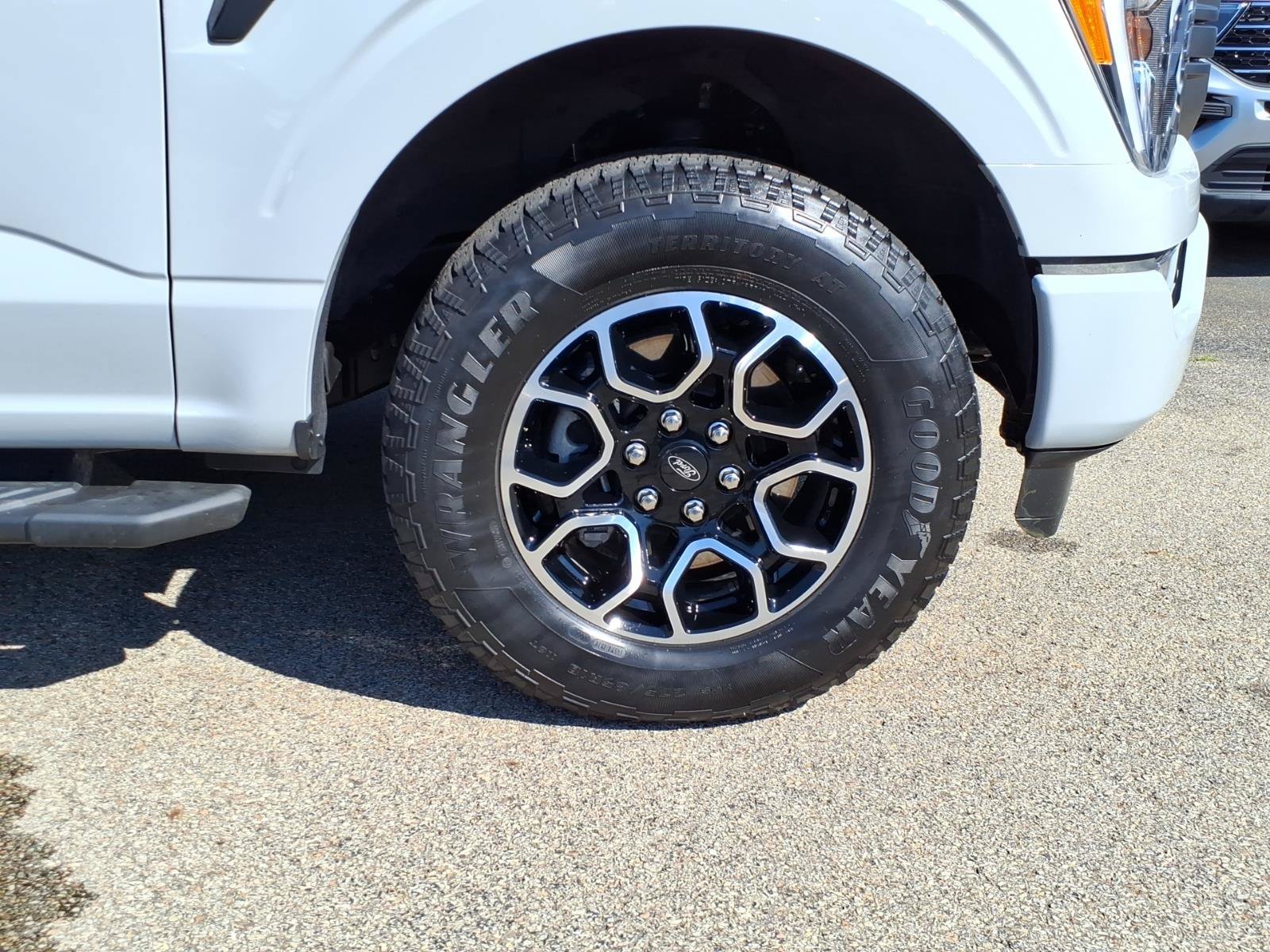 Used 2023 Ford F150 XLT w/ Equipment Group 302A High AWD/4WD image 7