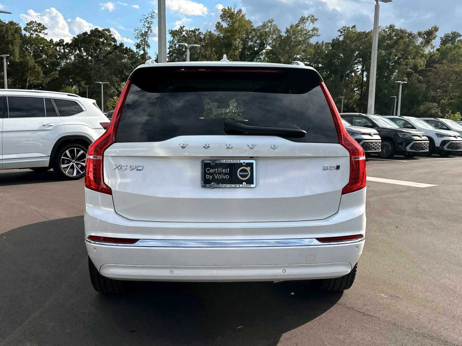 Certified 2024 Volvo XC90 B5 Core image 4