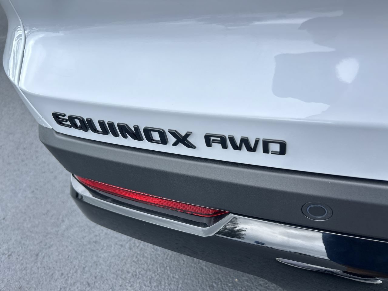 New 2027 Chevrolet Equinox RS w/ Convenience Package III AWD/4WD image 11