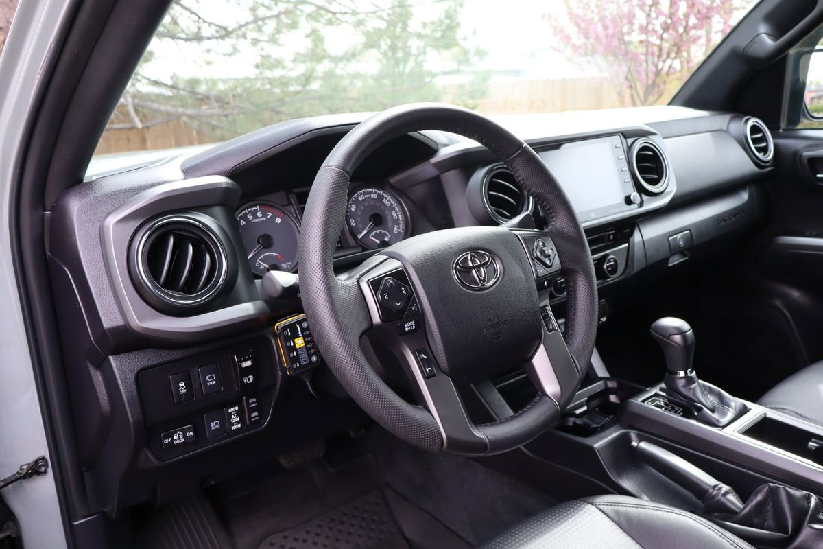 Used 2023 Toyota Tacoma TRD Off-Road w/ TRD Premium Off Road Package AWD/4WD image 34