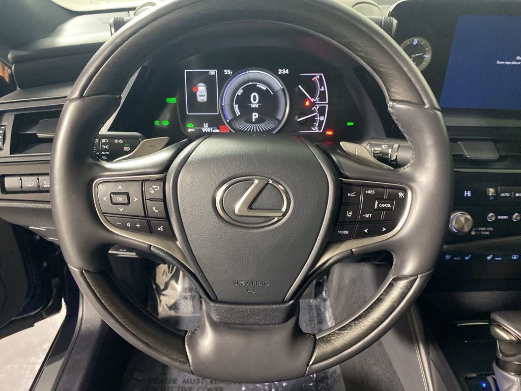Certified 2025 Lexus ES 300h Ultra Luxury image 15