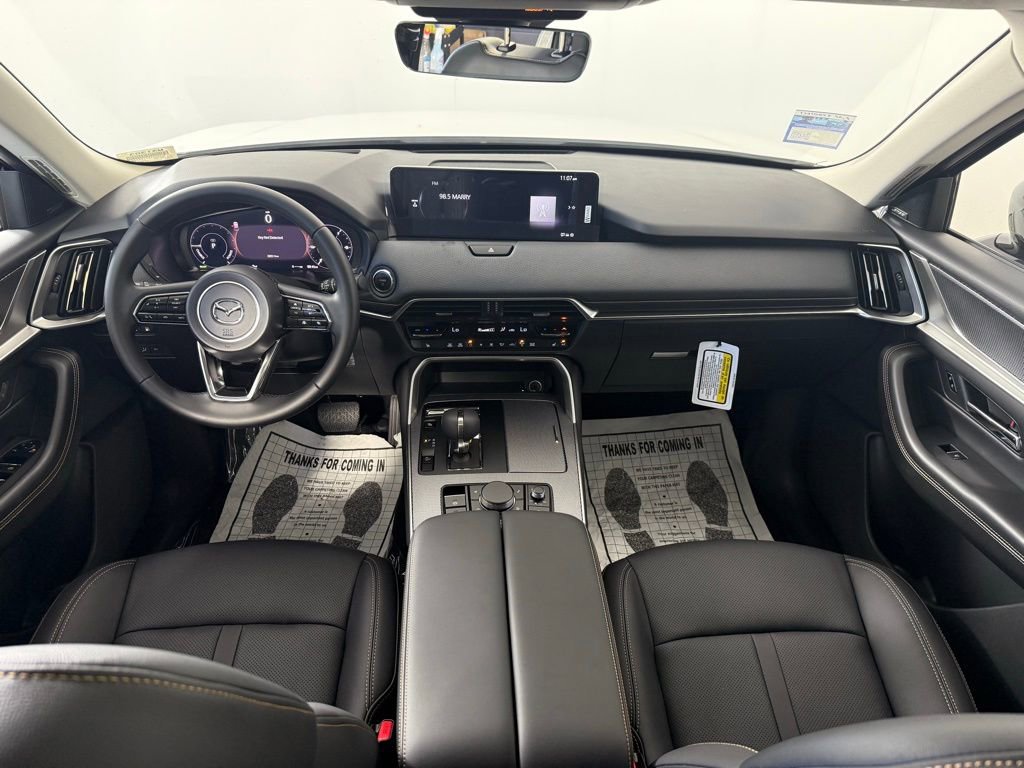 New 2025 MAZDA CX-70 Plug-In Hybrid w/ Premium Pkg image 24