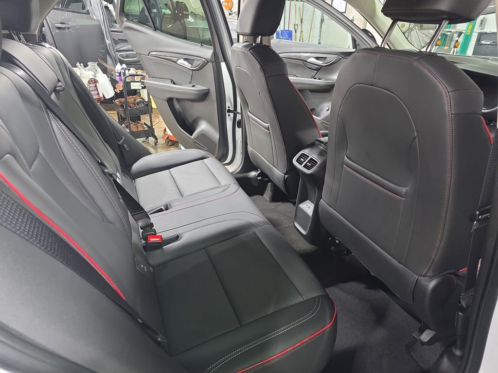 Used 2023 Buick Envision Essence w/ Sport Touring Package image 11