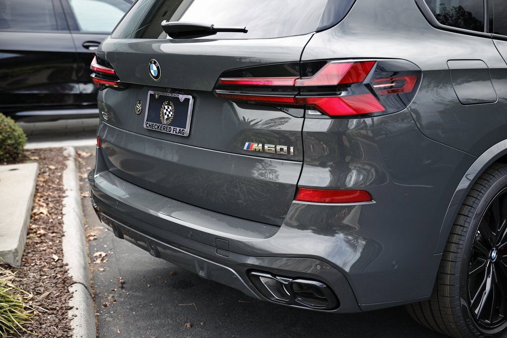 New 2026 BMW X5 M60i w/ Climate Comfort Package image 9