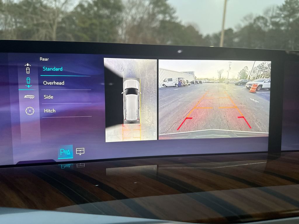 Used 2025 Cadillac Escalade Premium Luxury Platinum w/ LPO, Floor Liner Package image 28