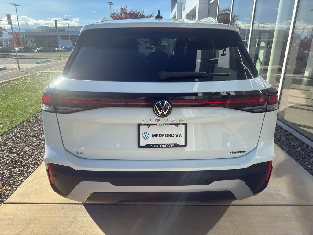 New 2026 Volkswagen Tiguan SE image 5