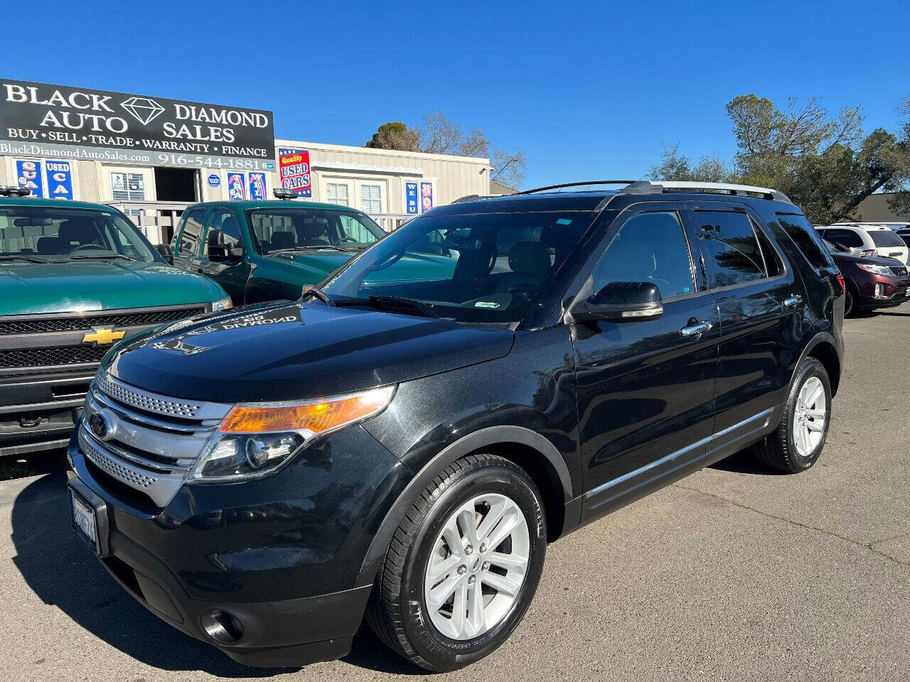 Used 2013 Ford Explorer XLT image 1