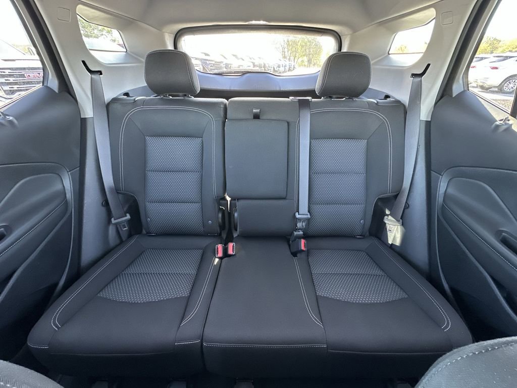 Used 2023 GMC Terrain SLE w/ Driver Convenience Package image 21