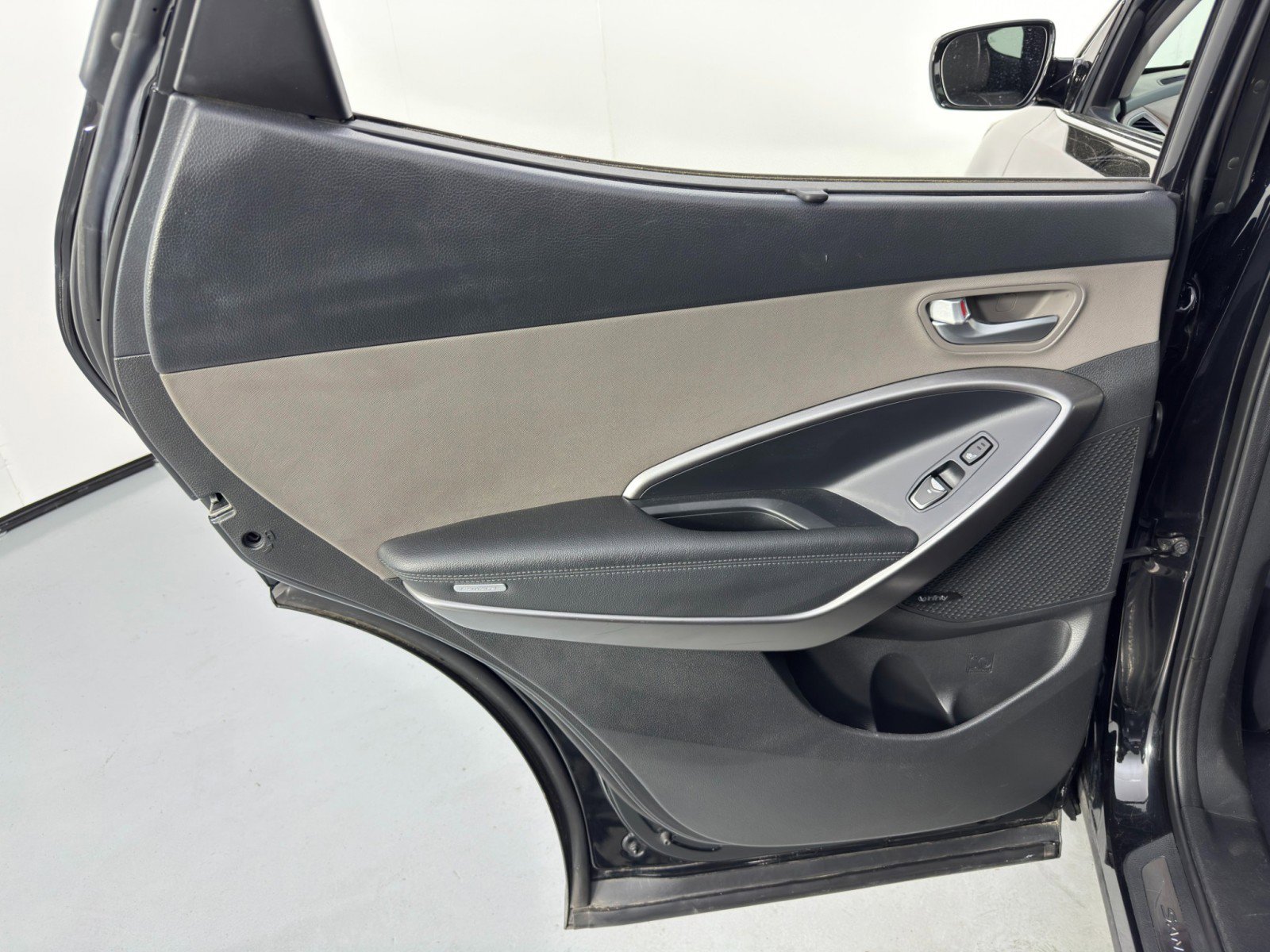 Used 2018 Hyundai Santa Fe Sport w/ 2.4L Tech Package 04 image 40