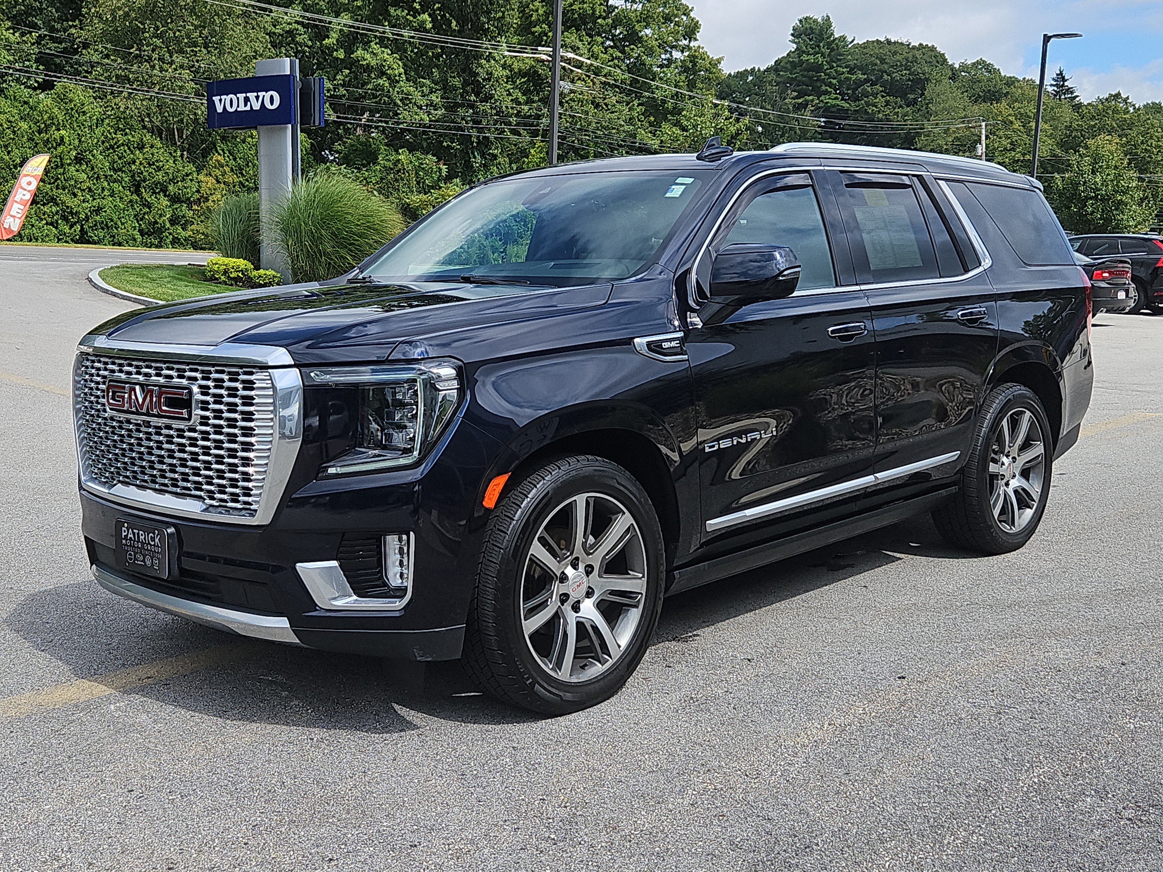 Used 2021 GMC Yukon Denali w/ Denali Ultimate Package AWD/4WD image 29
