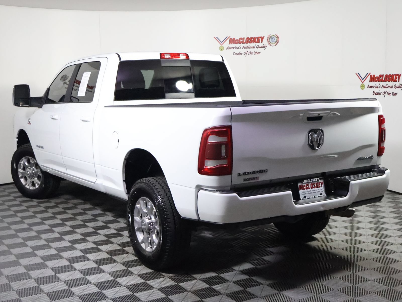 Used 2024 RAM 2500 Laramie w/ Safety Group AWD/4WD image 13