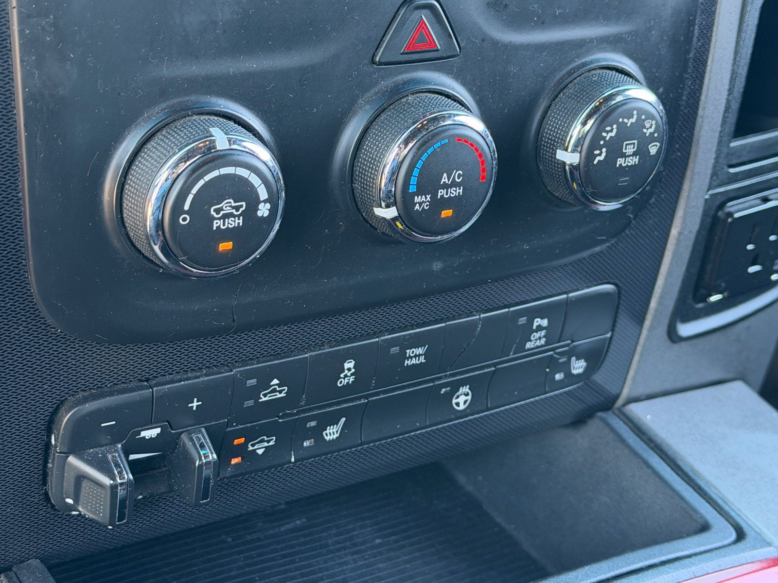 Used 2016 RAM 1500 Rebel w/ Luxury Group AWD/4WD image 30