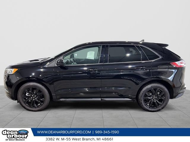 Used 2024 Ford Edge SE w/ Black Appearance Package image 27
