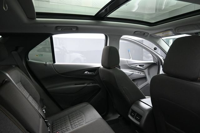 Used 2024 Chevrolet Equinox LT FWD image 31