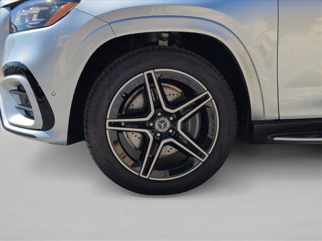 New 2025 Mercedes-Benz GLS 450 4MATIC image 10