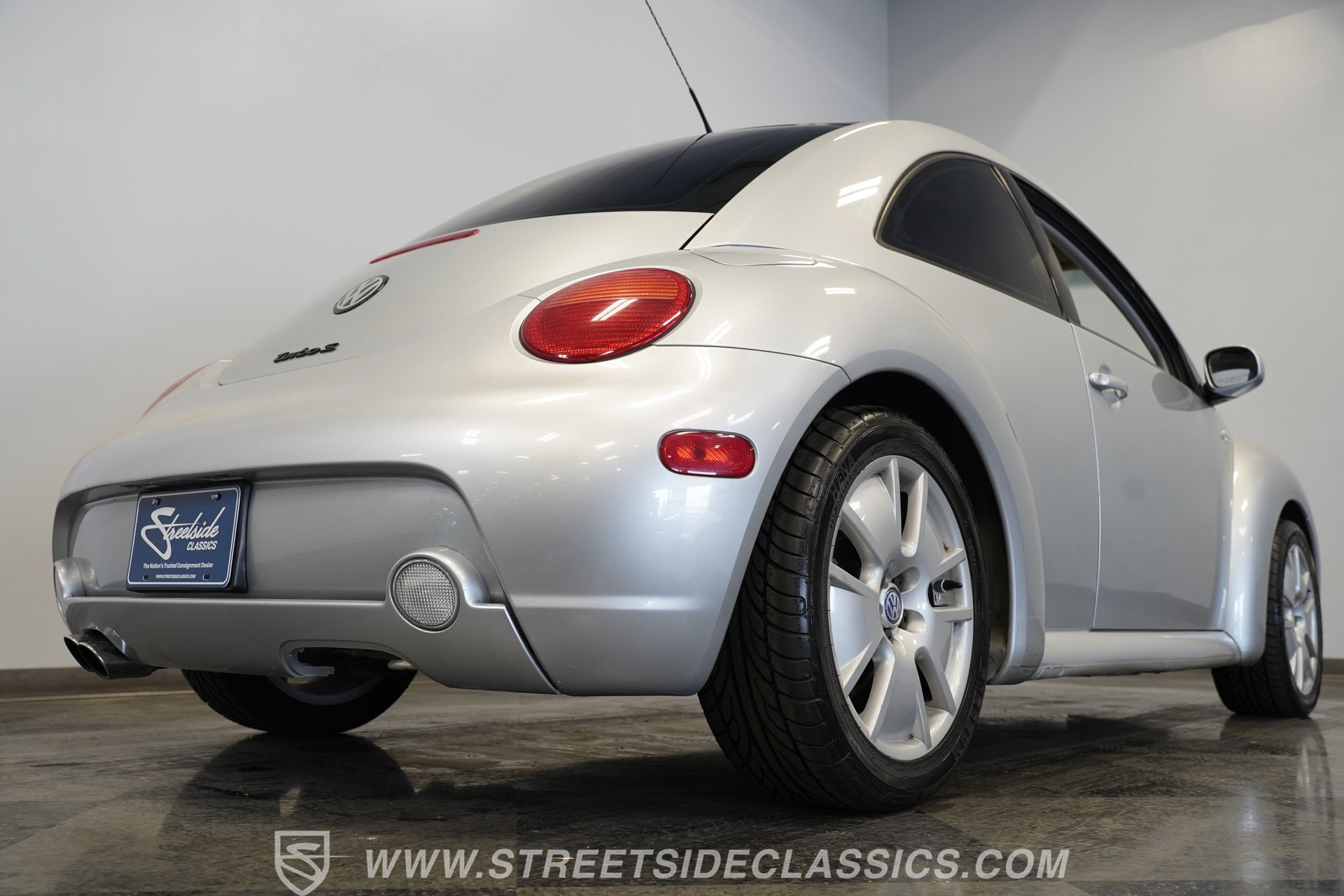 Used 2003 Volkswagen Beetle S FWD image 30