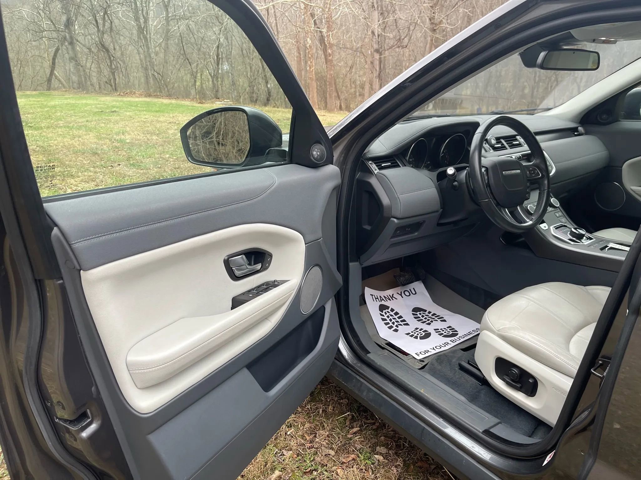 Used 2019 Land Rover Range Rover Evoque image 7