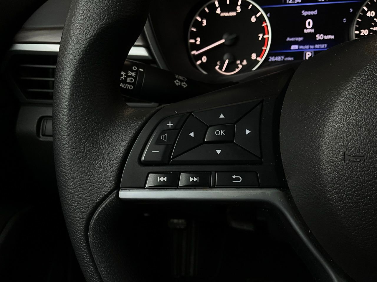 Used 2025 Nissan Altima 2.5 SV image 32