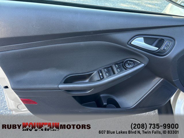 Used 2018 Ford Focus SEL FWD image 10