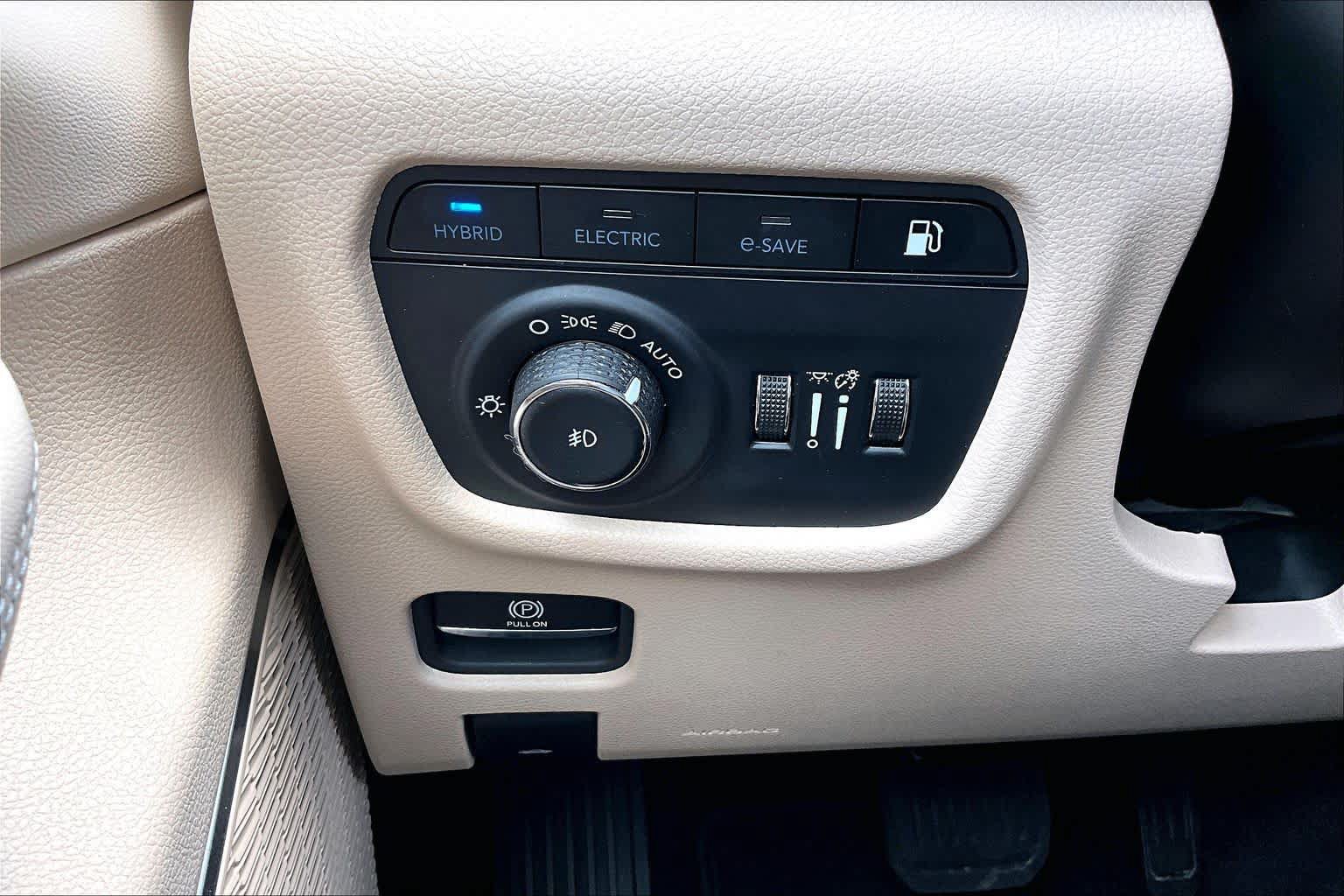 Used 2024 Jeep Grand Cherokee Limited 4xe AWD/4WD image 66