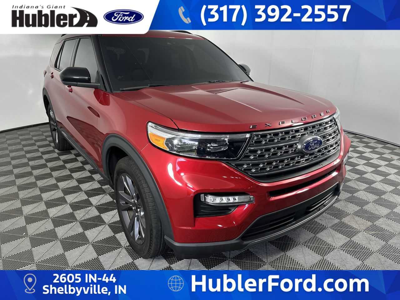Used 2024 Ford Explorer XLT w/ Equipment Group 202A AWD/4WD image 2