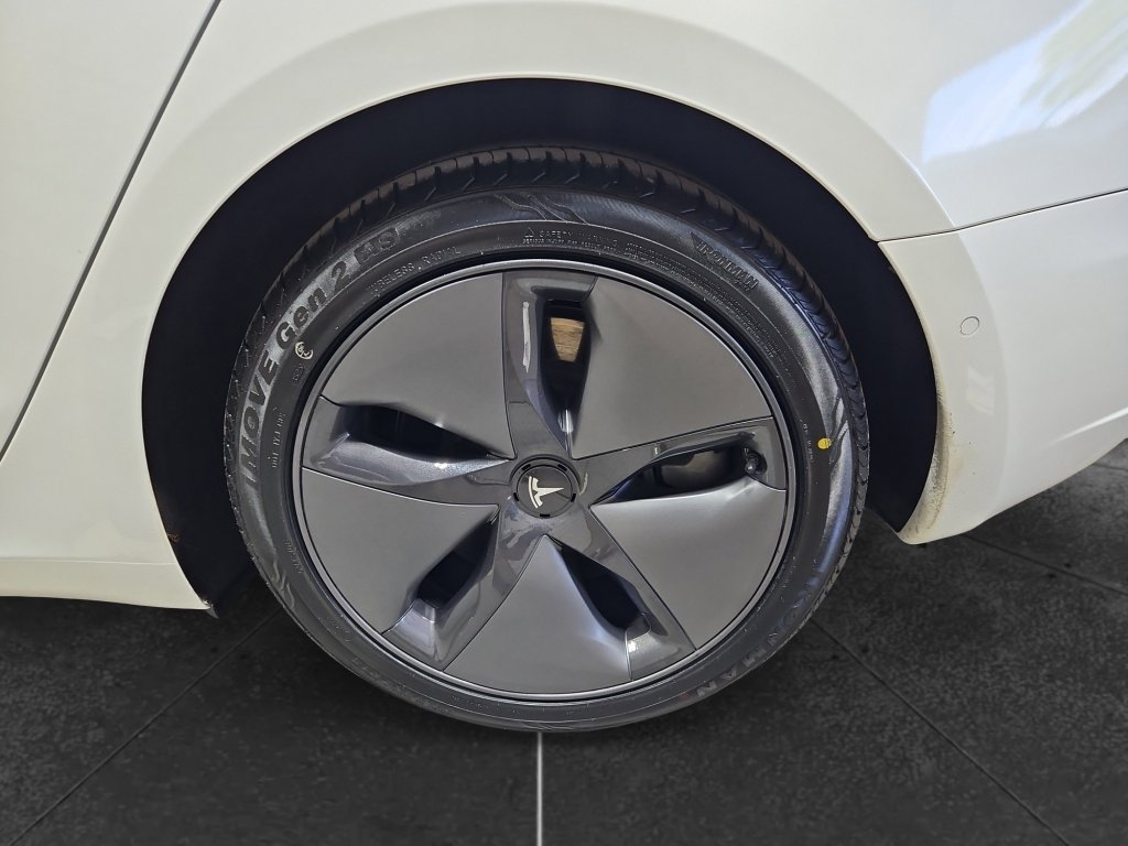 Used 2018 Tesla Model 3 Performance AWD/4WD image 34