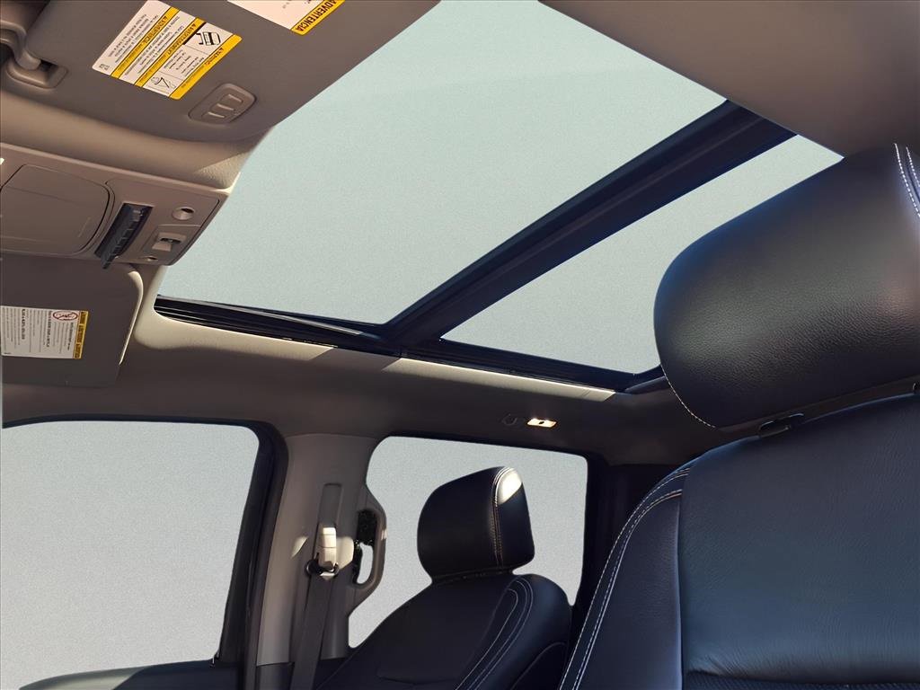 Used 2021 Ford F250 Lariat w/ Lariat Ultimate Package image 17