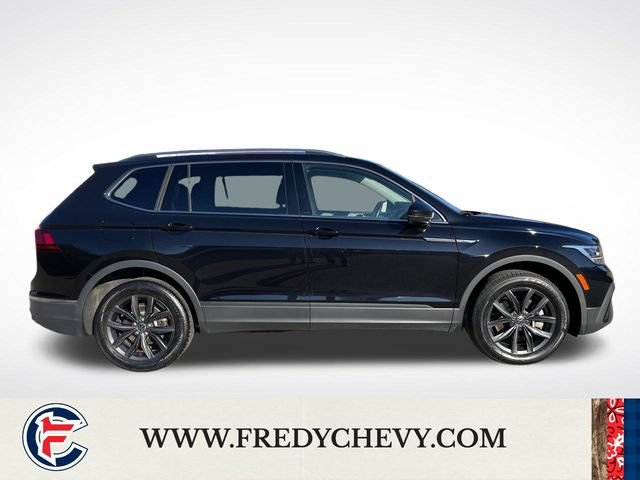 Used 2024 Volkswagen Tiguan SE AWD/4WD image 7