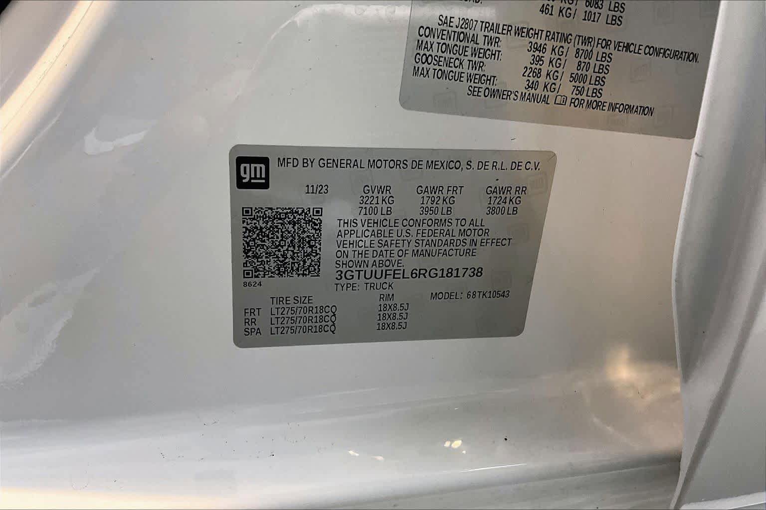 Used 2024 GMC Sierra 1500 AT4X w/ AT4X AEV Edition image 34
