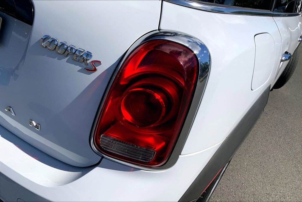 Used 2020 MINI Cooper Countryman S w/ Signature Upholstery Package image 27