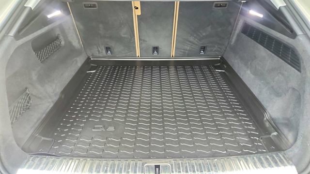 Used 2023 Audi Q8 Premium Plus w/ Premium Plus Package AWD/4WD image 15