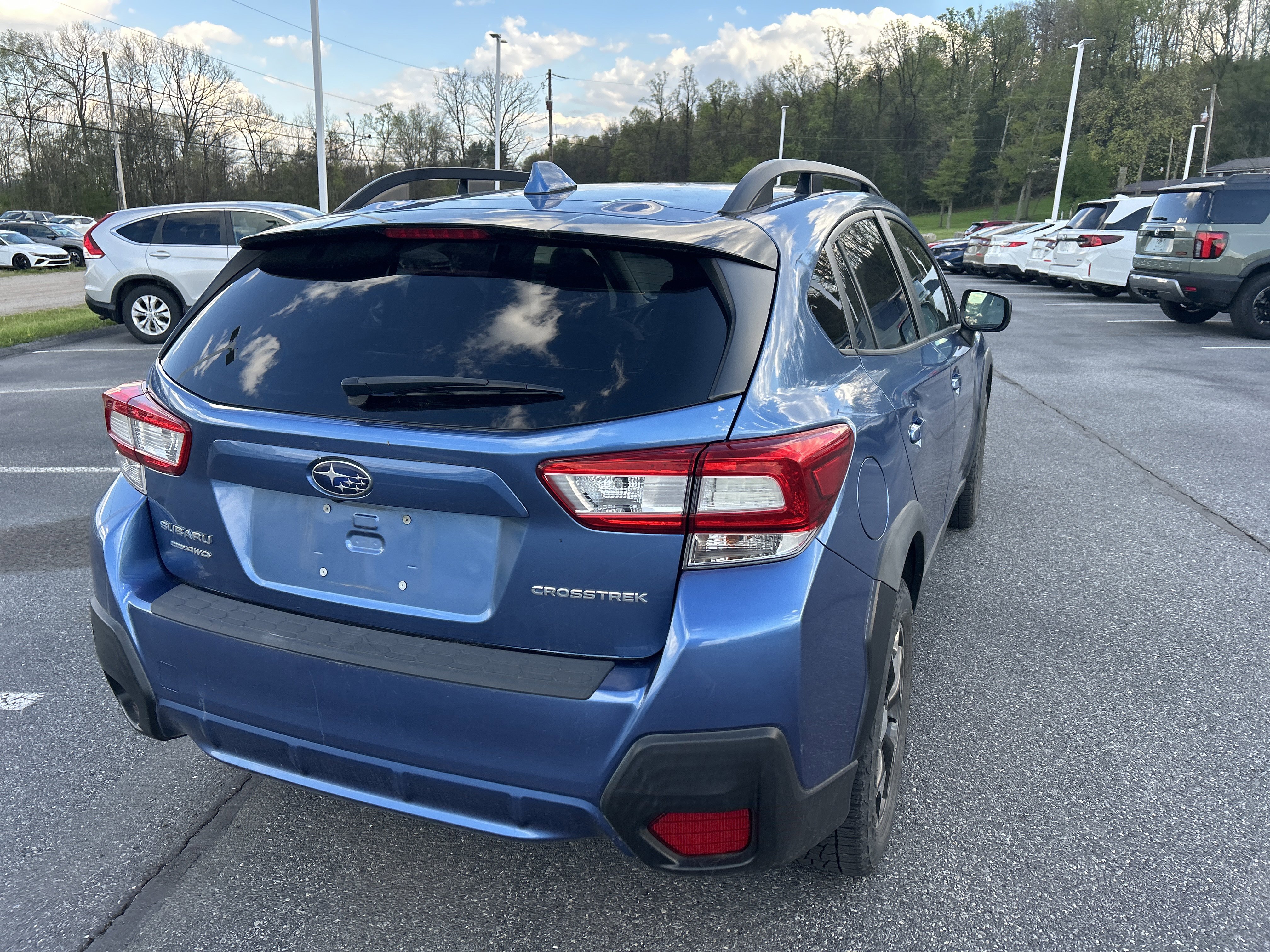 Used 2018 Subaru Crosstrek 2.0i Premium w/ Moonroof Package AWD/4WD image 13
