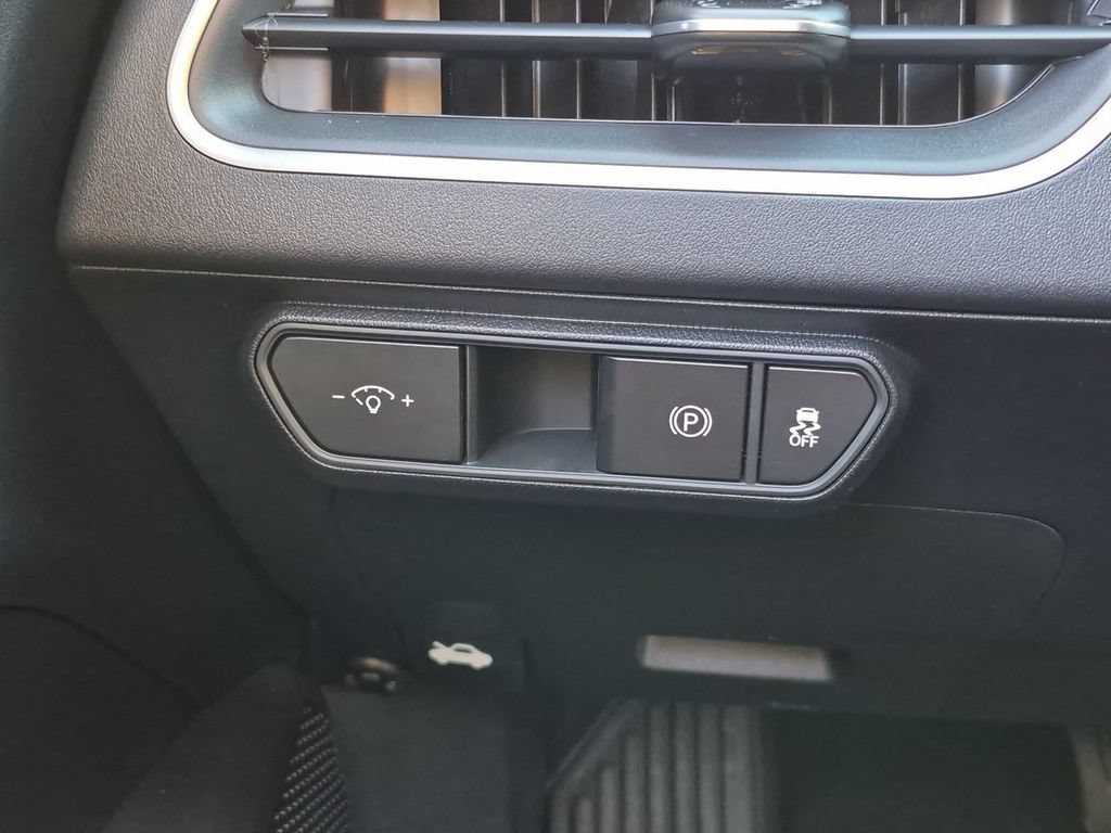 New 2026 Kia K4 FWD image 18