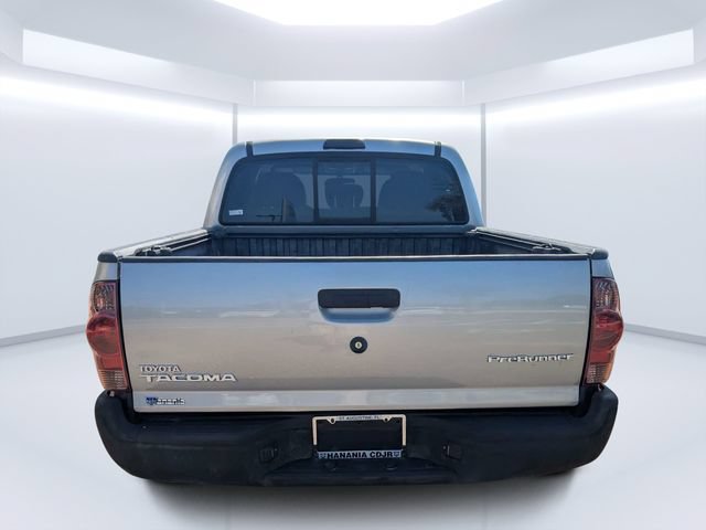 Used 2014 Toyota Tacoma PreRunner w/ Convenience Package RWD image 4