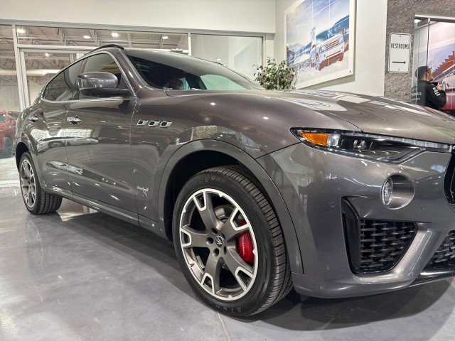 Used 2020 Maserati Levante GranSport image 21