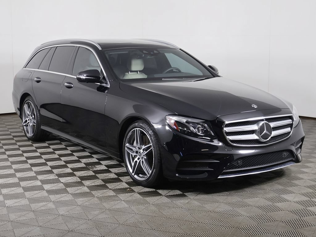 Used 2019 Mercedes-Benz E 450 4MATIC Wagon image 2